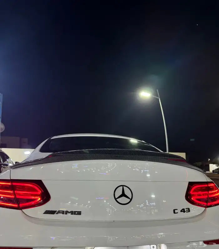 جناح مرسيدس c كوبيه 2