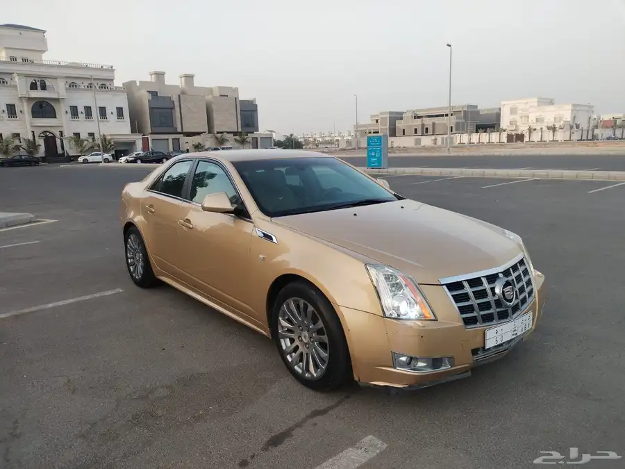 كاديلاك cts نظيف يحمل لوحه مميزة index