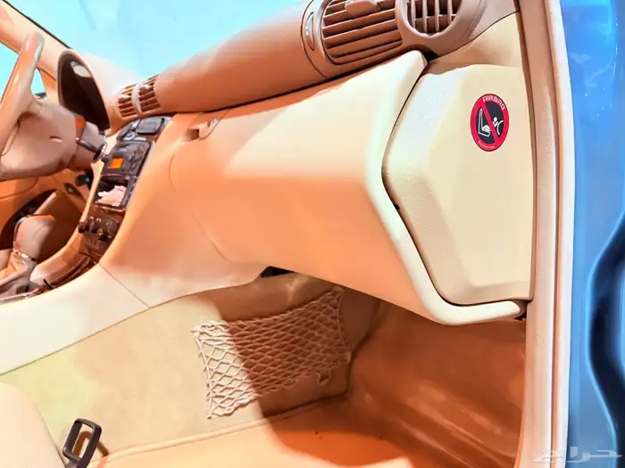 مرسيدس c200 2003 19