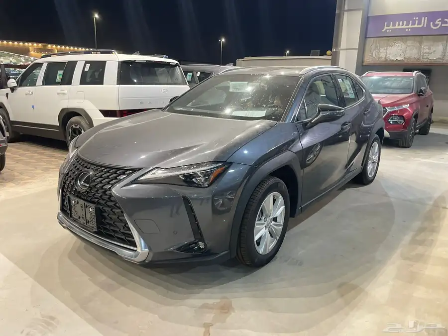 لكزس UX نص فل 2023 بنزين جديده اصفار index
