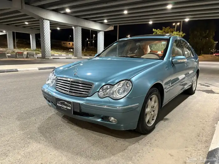 مرسيدس c200 2003 4