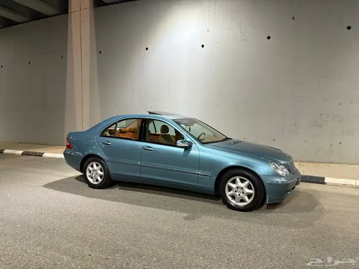 مرسيدس c200 2003 1