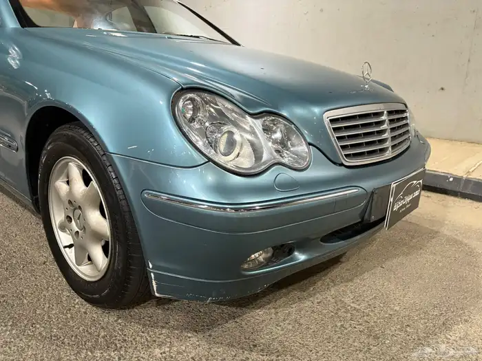 مرسيدس c200 2003 9