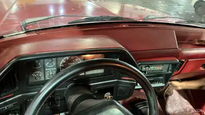 للبيع فورد f250 1991 مخزن 31