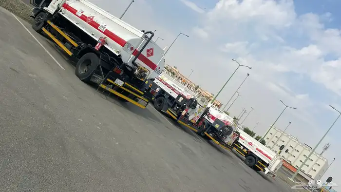 دينات ديزل للإيجار الشهري 0