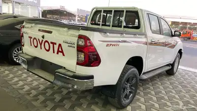 تويوتا هايلوكس فل كامل بريمي بصمه 2025 1