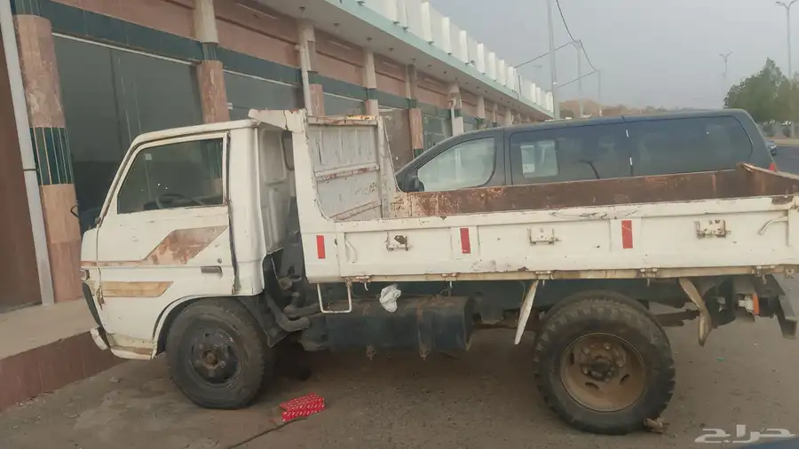 قلاب مديل (84) بحالة ممتازة 0