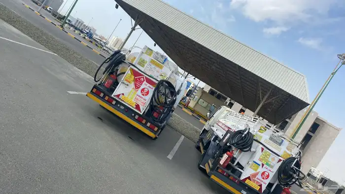 دينات ديزل للإيجار الشهري 3