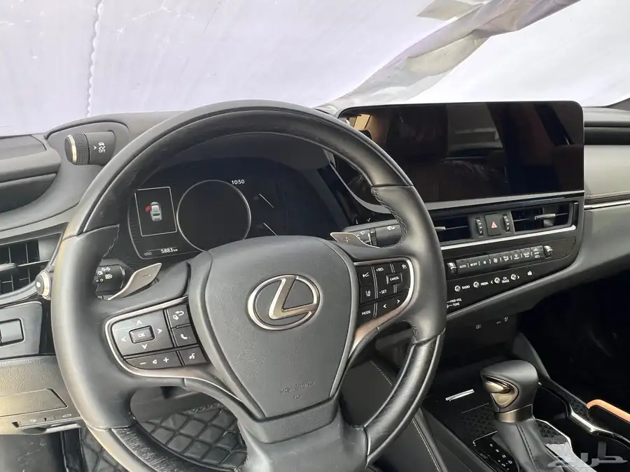 لكزس ES350 DD 2024 سعودي فل كامل بحالة الوكالة ممشى قليل index