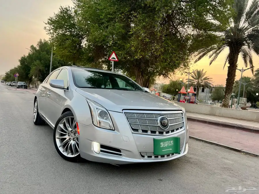 كاديلاك XT5 بلاتينيوم تنفس طبيعي 6 سلندر محركات جدا مظيفه index