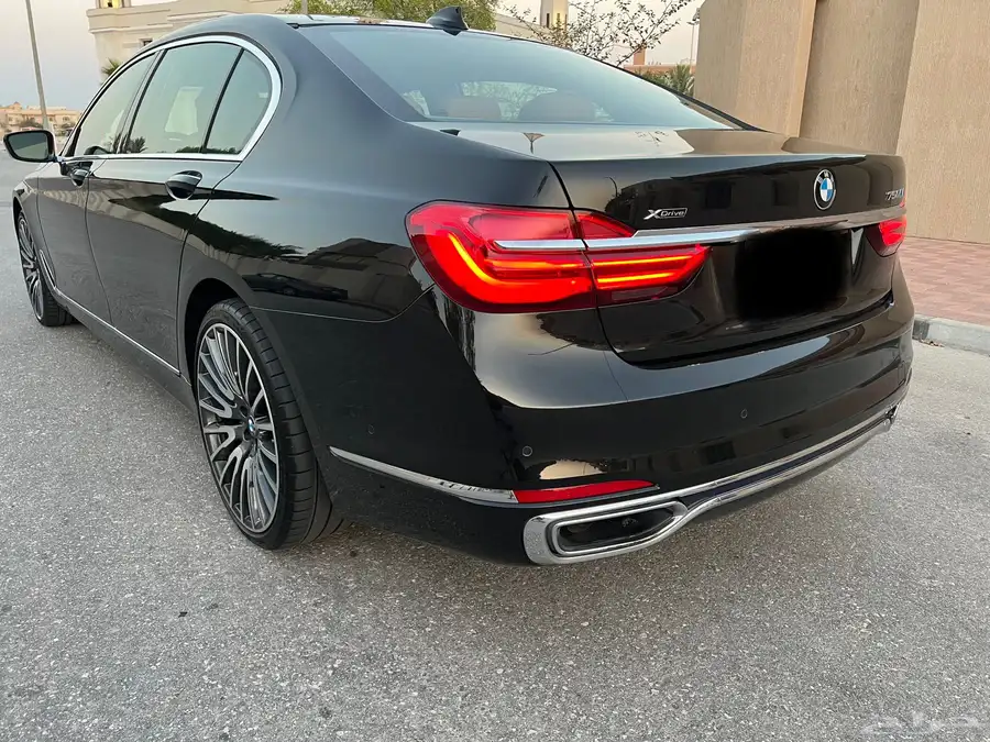 بي ام دبليو ( 750 LI )موديل 2016 مخزن صيانات وكاله شبه جديد index