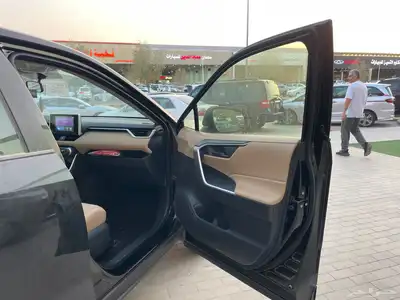 تويوتا راف فور 2025استاندر دبل سعودي (هايبرد)2.5 19