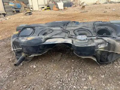 تانكي بنزين دودج شارجر شالنجر كرايسلر 0