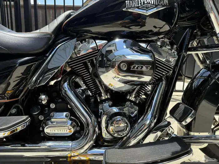 هارلي رود كنج Harley Road King 2015 7