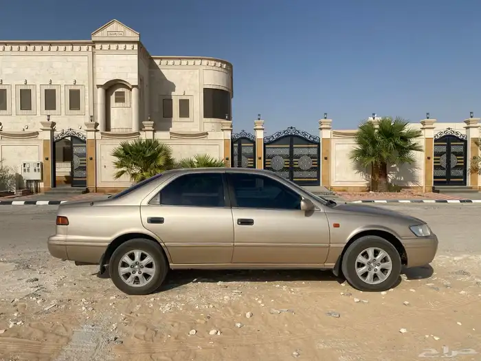 كامري نضيفه عل الشرط 3