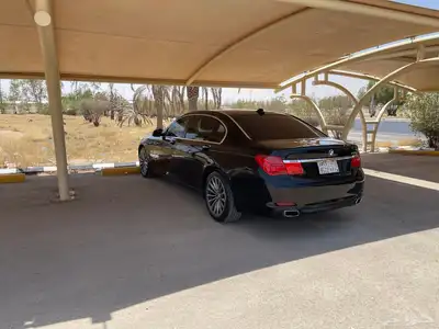 بي ام دبليو نظيفة جدا  البيع سمح 3