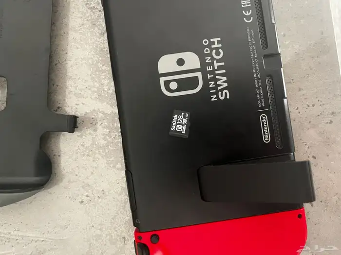 Nintendo Switch 128 GB with all accessories نينتندو سويتش 4