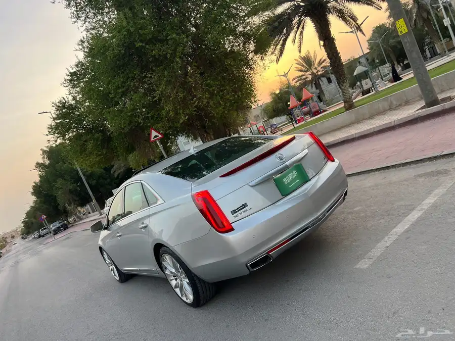 كاديلاك XT5 بلاتينيوم تنفس طبيعي 6 سلندر محركات جدا مظيفه index
