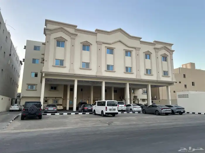 شقق للايجار vip الشعلة( الفاخرية) السعر 30 الف ريال ( عوائل) 0