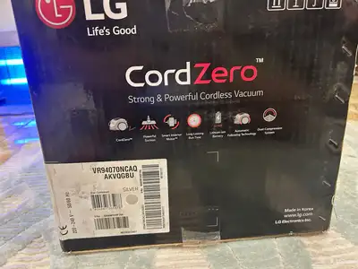 مكنسه جديده بقراطيس الوكاله لم تستخدم المكنسه شحن من LG 1