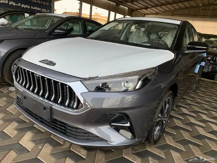جاك J7 رمادى سقف اسود بها كل المواصفات و السعر خيالى 1