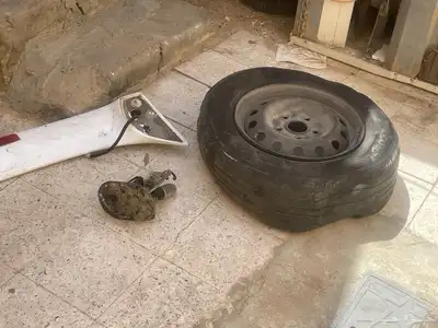 قطع كامري ومضخم صوت 2002 2