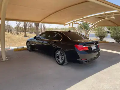 بي ام دبليو نظيفة جدا  البيع سمح 2