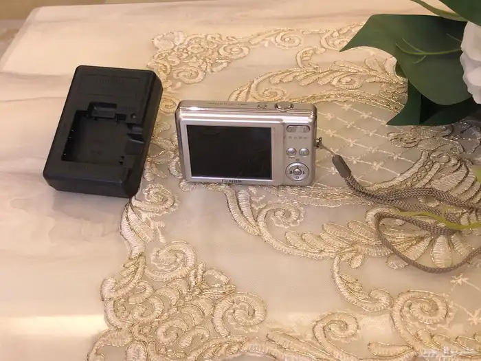 كاميرا رقمية من طراز Fujifilm FinePix J Series 0