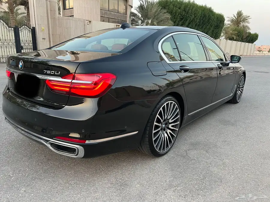 بي ام دبليو ( 750 LI )موديل 2016 مخزن صيانات وكاله شبه جديد index