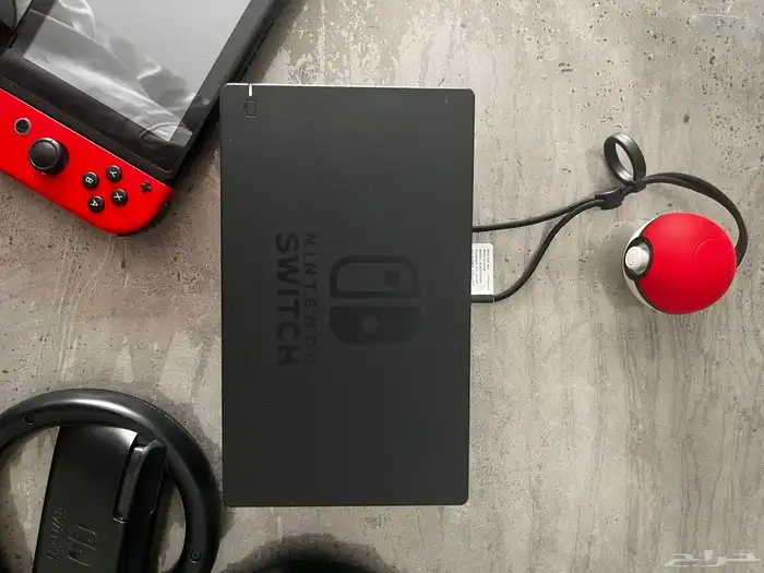 Nintendo Switch 128 GB with all accessories نينتندو سويتش 10
