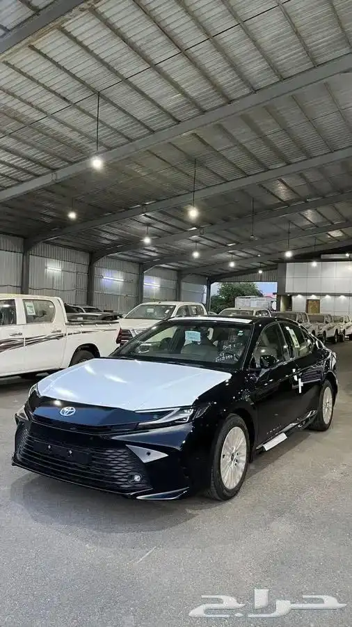 كامري LE 2025 اسود داخلي بيج بنزين سعودي 0