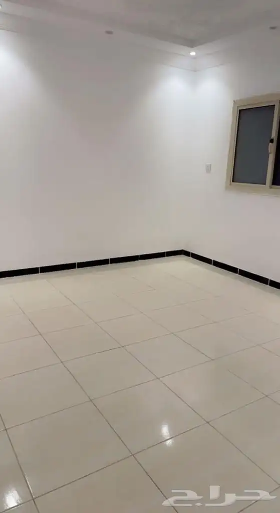شقه روف بسطح جدة حي الريان خلف محطة الشرقية للبيع او للايجار 1