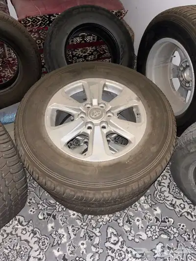 كفرات وجنوط جيب 2023 ماشيه 2000 ب زرعها 0