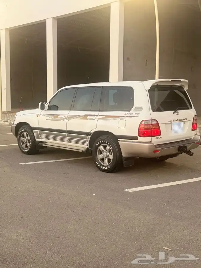 لاندكروزر 2002 index