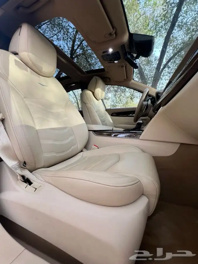 مخزن CT6 الجميح اعلى فئة عداد 74 الف كم مالك واحد لون طلبية 42
