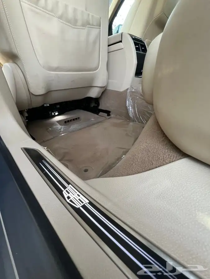 مخزن CT6 الجميح اعلى فئة عداد 74 الف كم مالك واحد لون طلبية 46