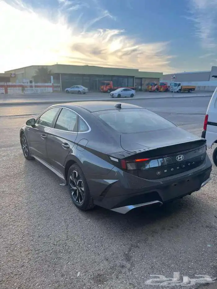 هيونداي سوناتا بيسك 2025 5