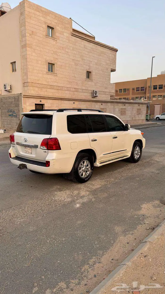 لاندكروزور 2015 GXR.V6 15