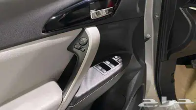 ميتسوبيشي اكليبس كروس نص فل موديل 2025 10