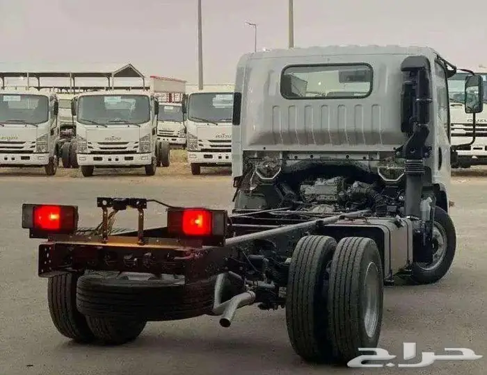 ايسوزو دينا 4 طن شاص طويل 2024 3
