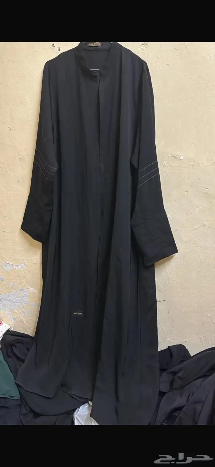 عبايات مستعملة شبه جديذة 25
