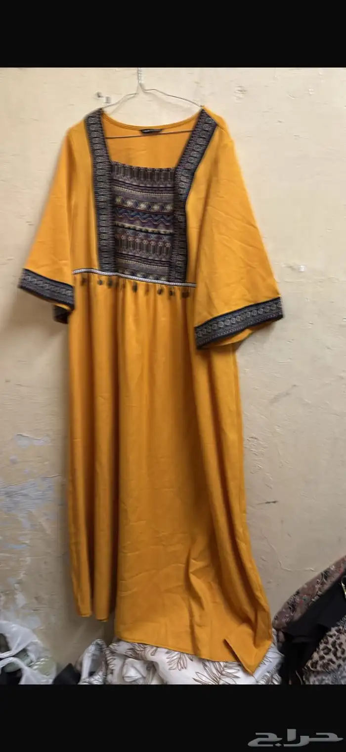 عبايات مستعملة شبه جديذة 18