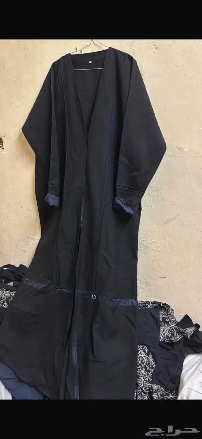 عبايات مستعملة شبه جديذة 7