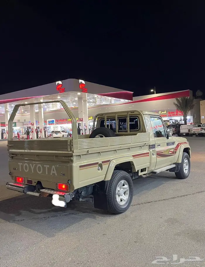 جيب شاص 8