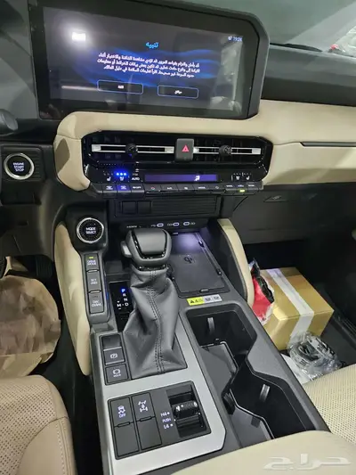 تويوتا برادو TXL3 بنزين موديل 2025 4