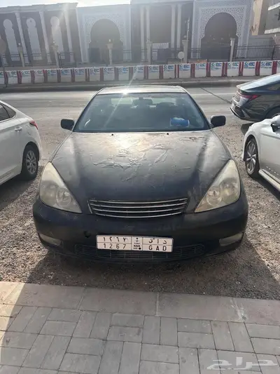 لكزس اي إس 2002 0