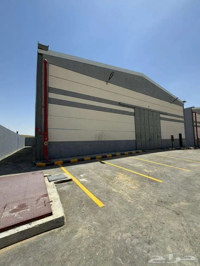 مستودع للإيجار - 1200م - warehouse for rent 0