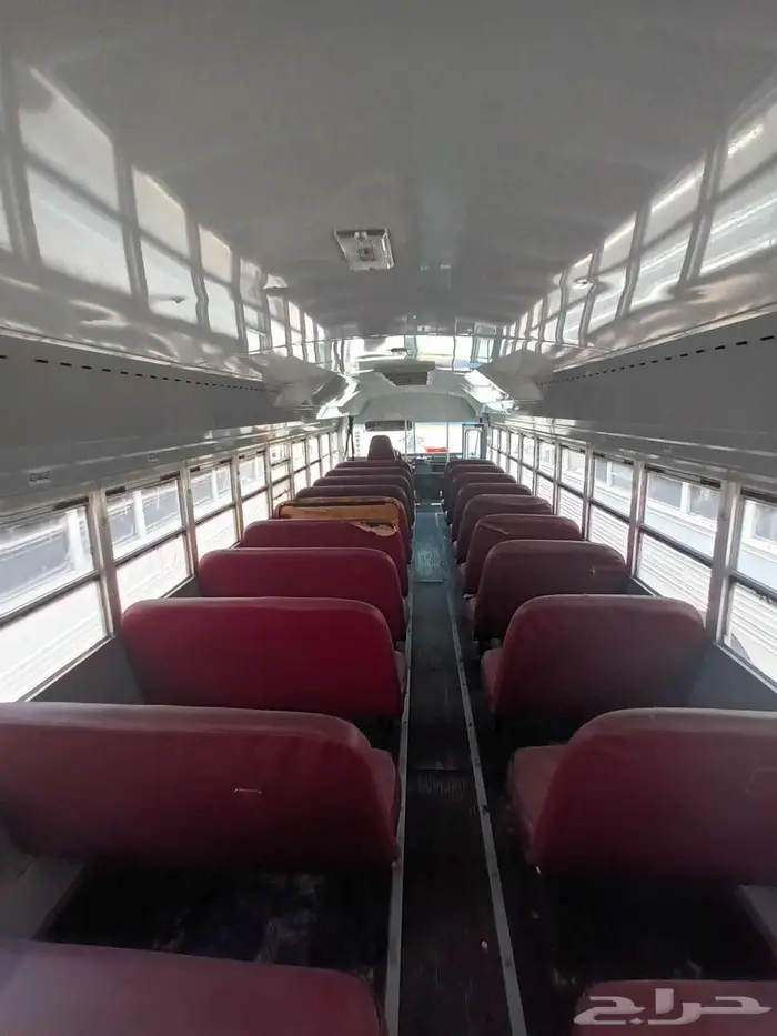 باصات انترناشونال 2010 ديزل مكيف 55 راكب International Buses 7