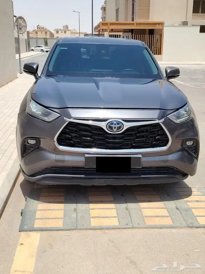 تويوتا هايلاندر LE هايبرد 2023 0