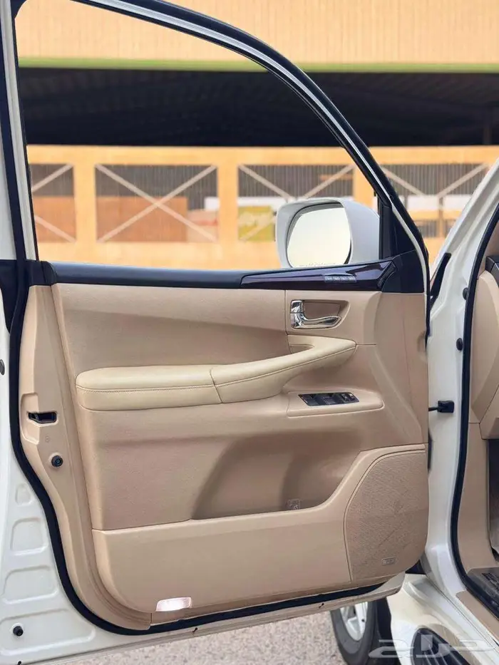 لكزس 2010 LX570 11